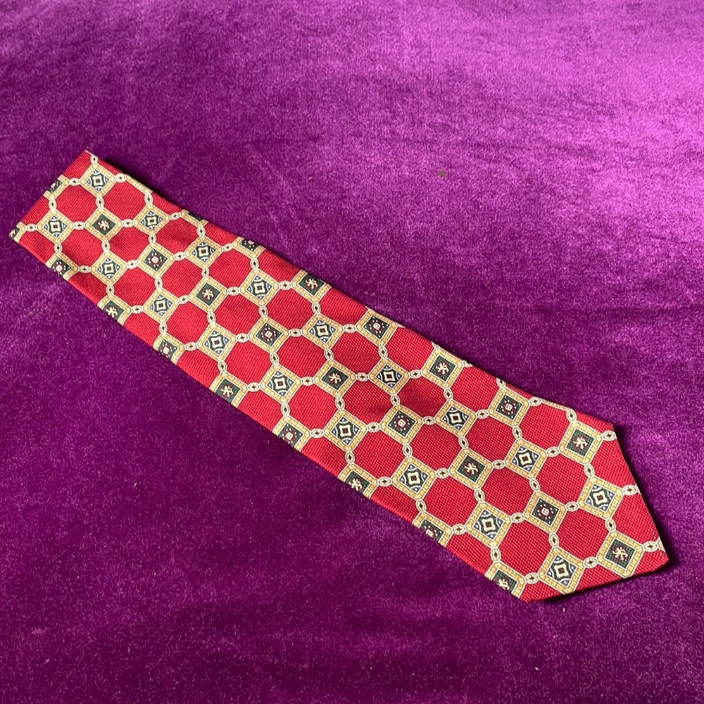 100% silk Vintage Tommy Hilfiger Tie